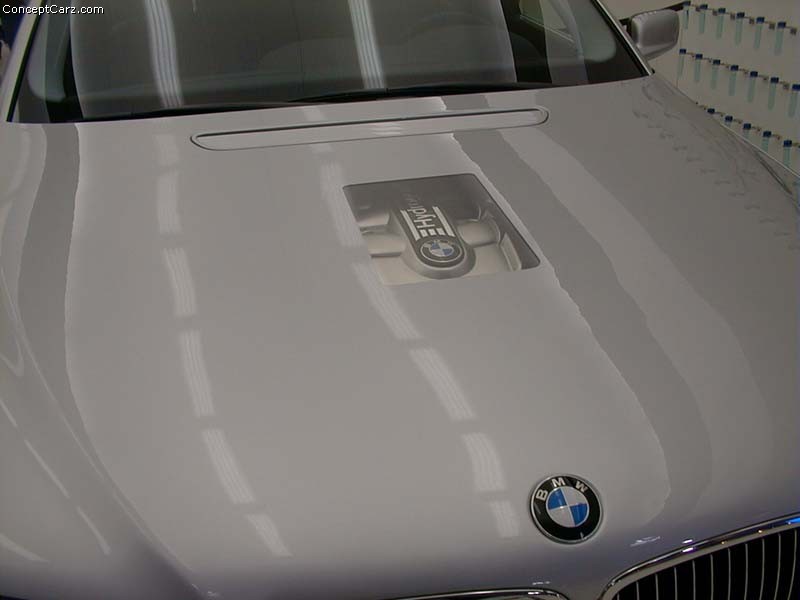 BMW 745h