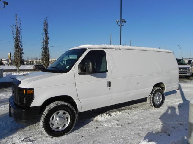 Ford E-250 Extended