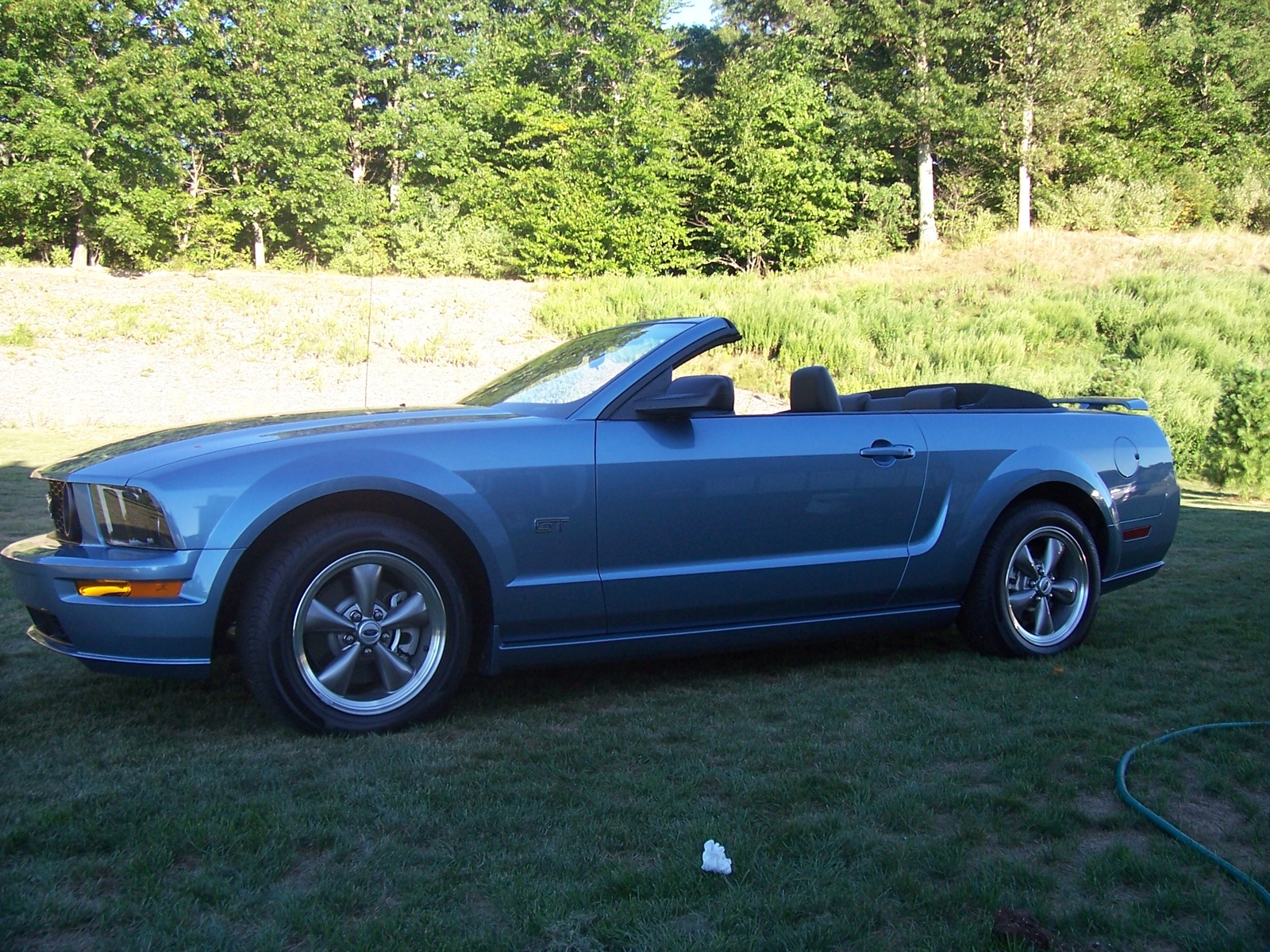Ford Mustang GT Deluxe Convertible