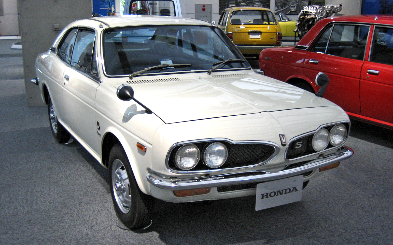Honda 1300 Coupe