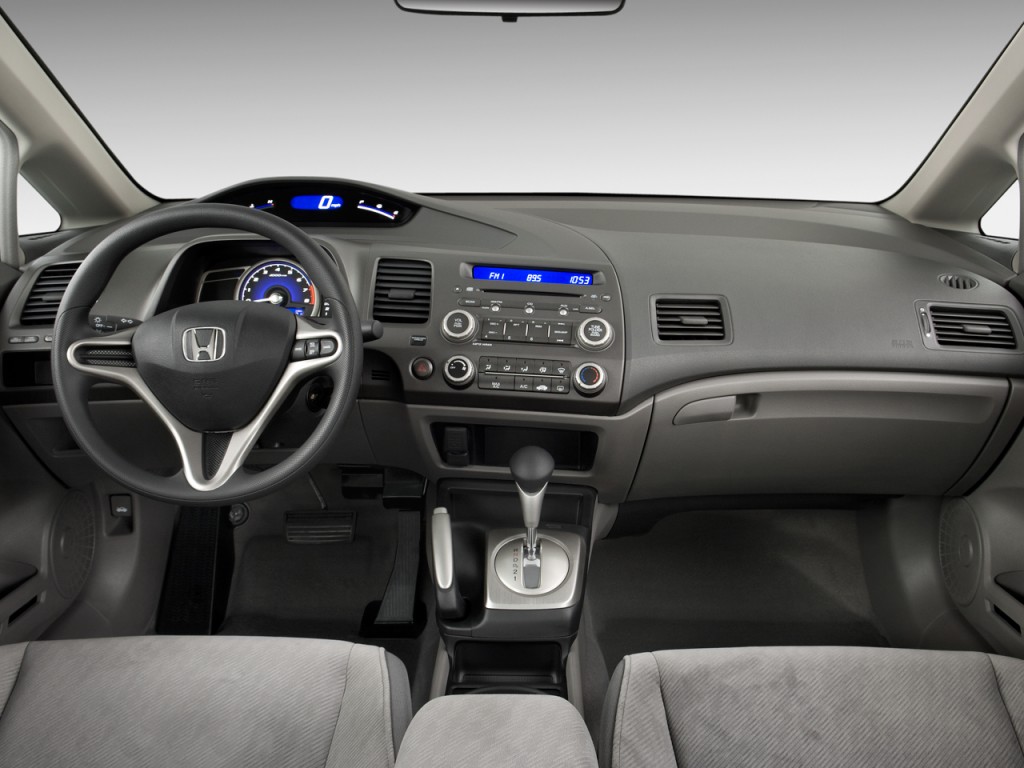Honda Civic Sedan LX