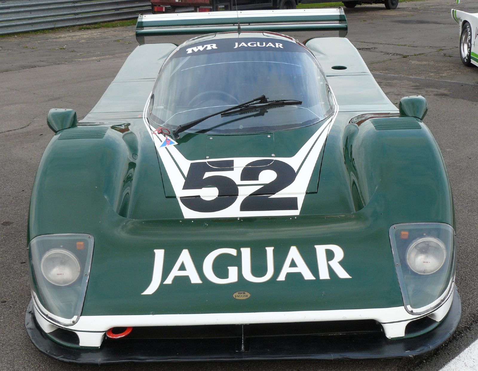 Jaguar XJR 6