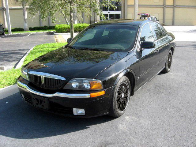 Lincoln LS V6 Appearance