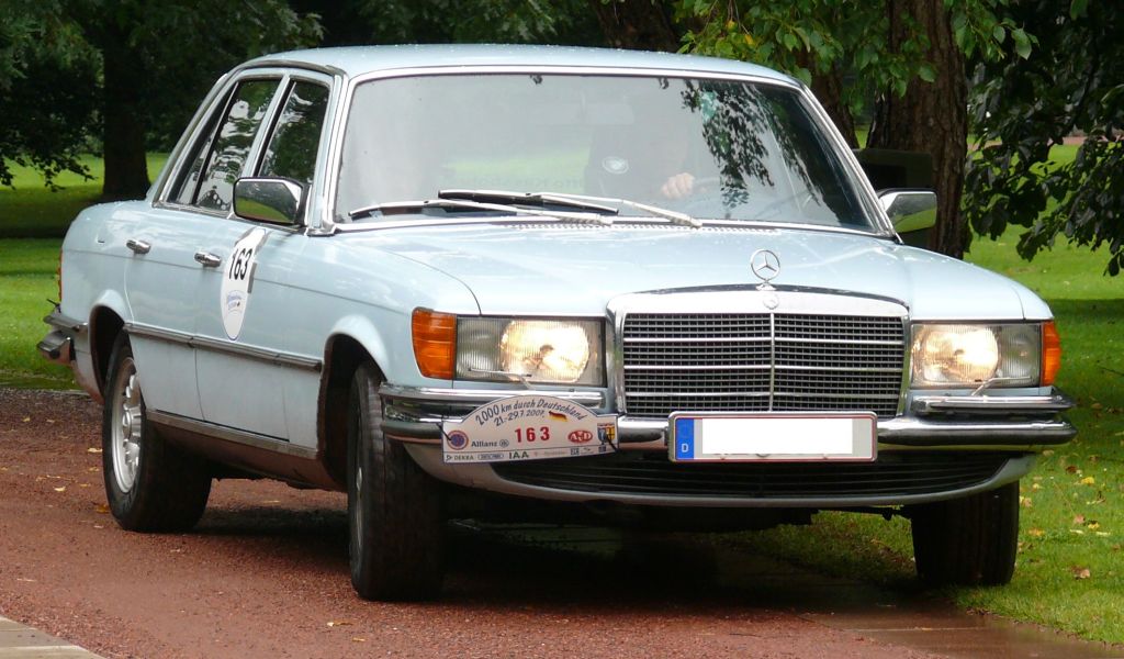 Mercedes-Benz 450 SE
