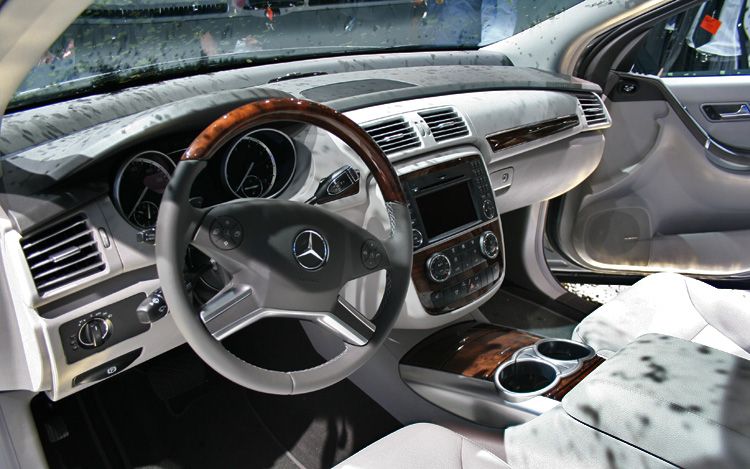 Mercedes-Benz R 350 L