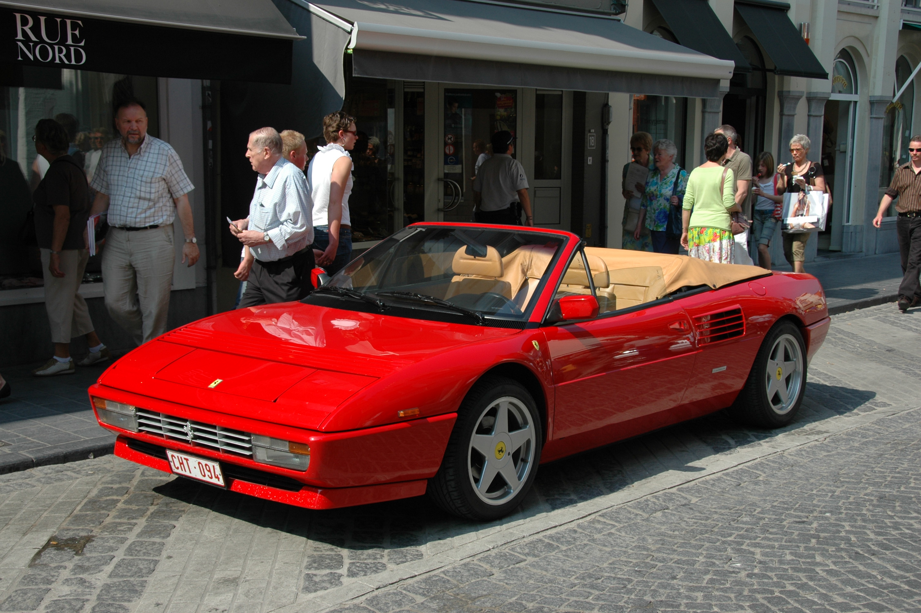 Ferrari Mondial Cabriolet