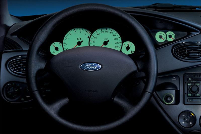 Ford Focus 2.0 16V Trend