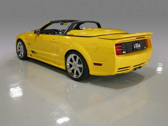 Ford Mustang Saleen S 281