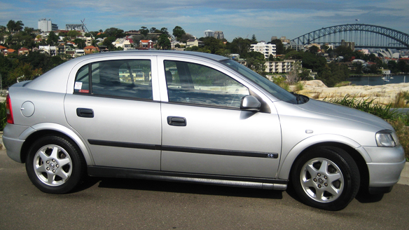 Holden Astra Sedan 1.8