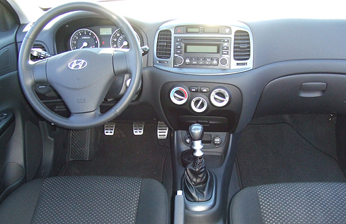 Hyundai Accent SE