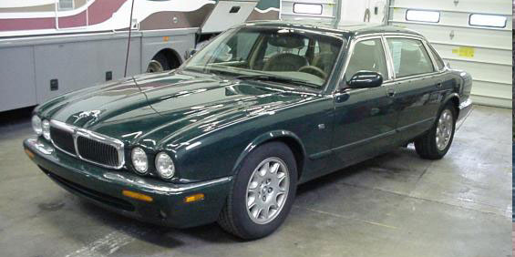Jaguar XJ8L