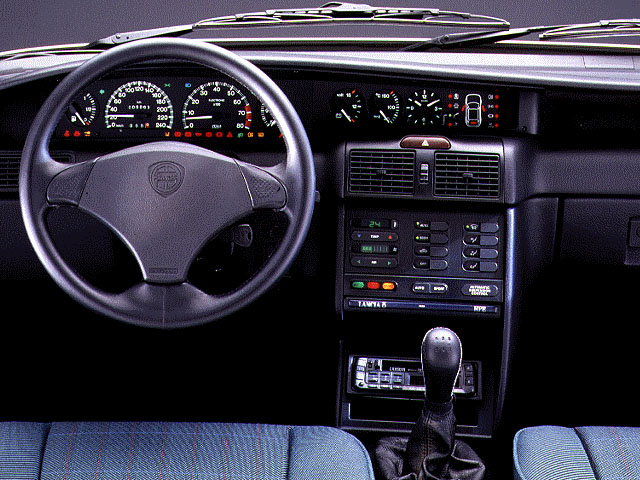 Lancia Delta HPE 1.6