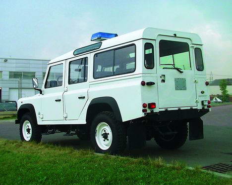 Land Rover Defender 2.5