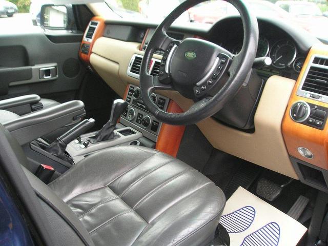 Land Rover Range Rover 3.0 TD6 HSE