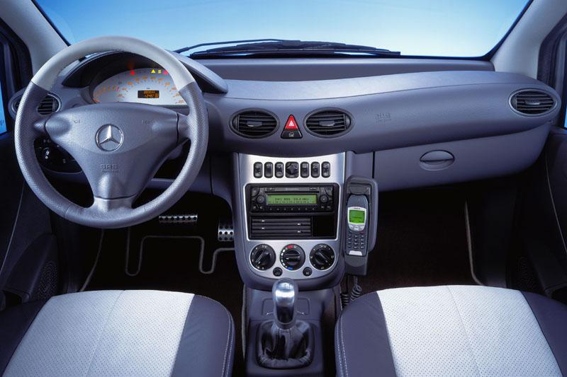 Mercedes-Benz A 210 Evolution Automatic