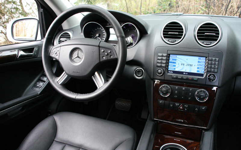 Mercedes-Benz M 320 CDI AT