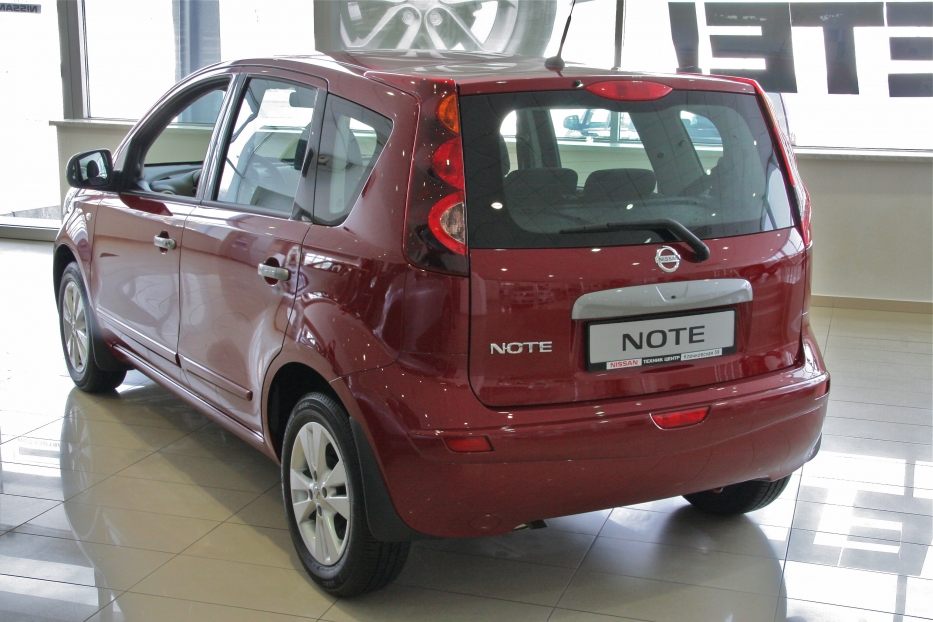 Nissan Note 1.6 AT Luxury (-S-B-)
