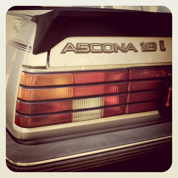 Opel Ascona 1.8 i