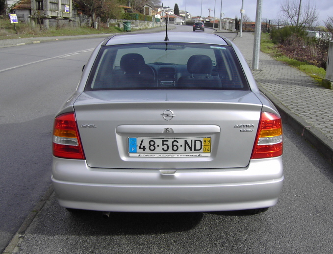 Opel Astra 1.4i