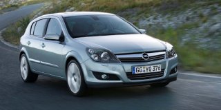 Opel Astra 1.6 AT Essentia