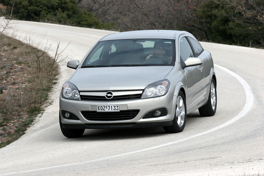 Opel Astra GTC 1.7 CDTi EcoFlex