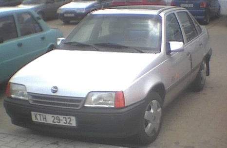 Opel Kadett 1.4 i