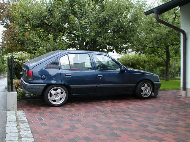 Opel Kadett 1.8 S