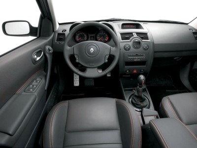 Renault Megane II Hatchback 2.0