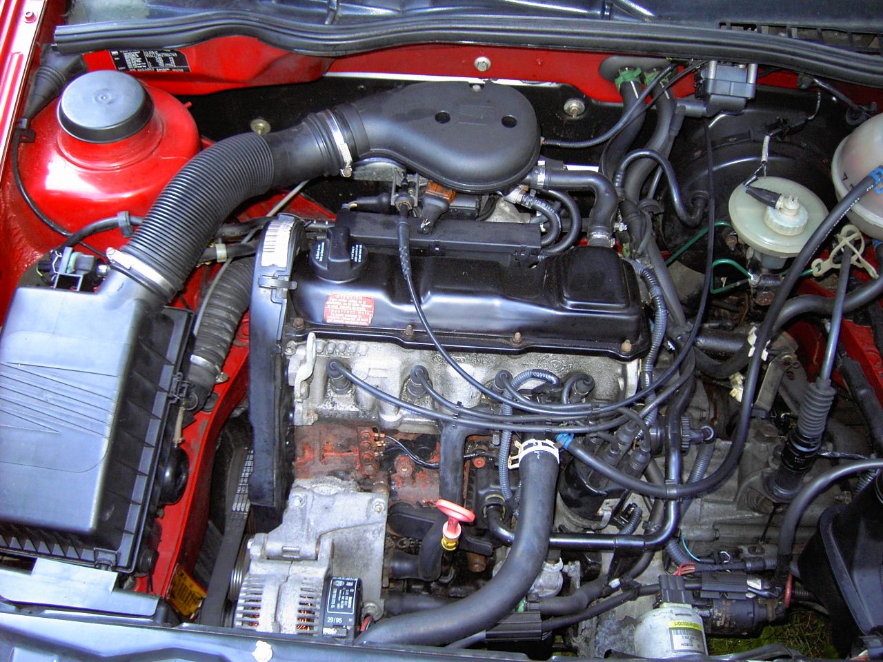 Гольф 3 1 и 8. Фольксваген гольф 3 1.8 подкапотка. Гольф 1995 мотор Rp 1.8. Гольф 2 1.8 бензин. Motor Volkswagen Vento 1.8 детали.