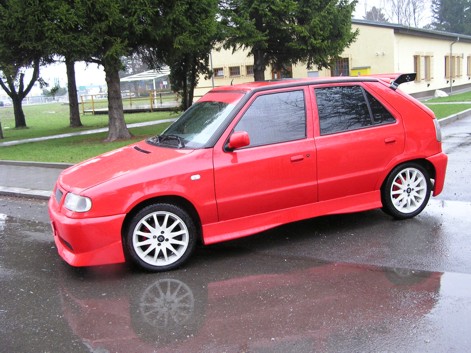 View of Skoda Felicia. Photos, video, features and tuning of vehicles