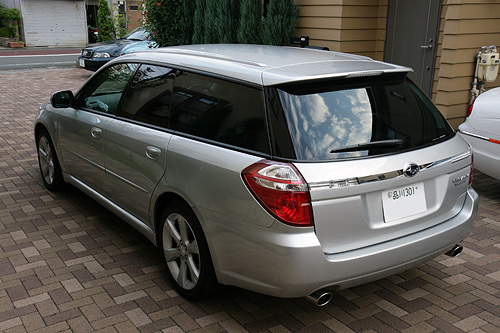 Subaru Legacy 2.0 R