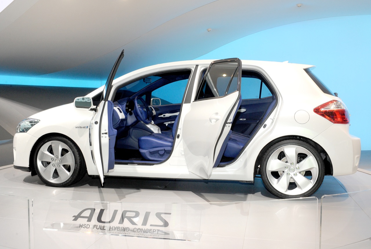 Toyota Auris 1.8 Hybrid
