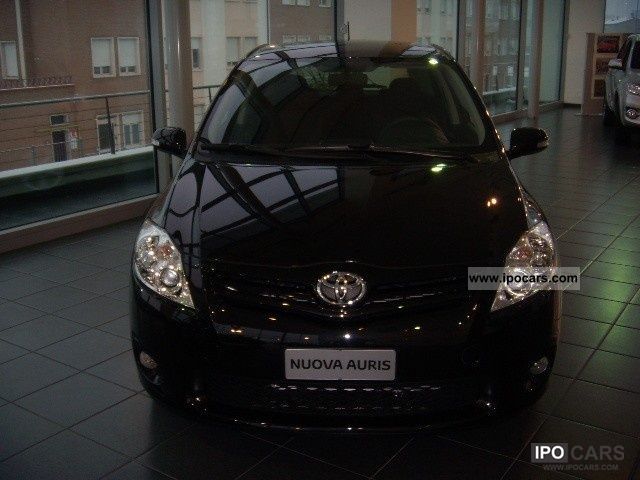 Toyota Auris 1.4 MT