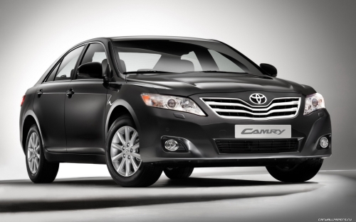 Toyota Camry 2.5 AT