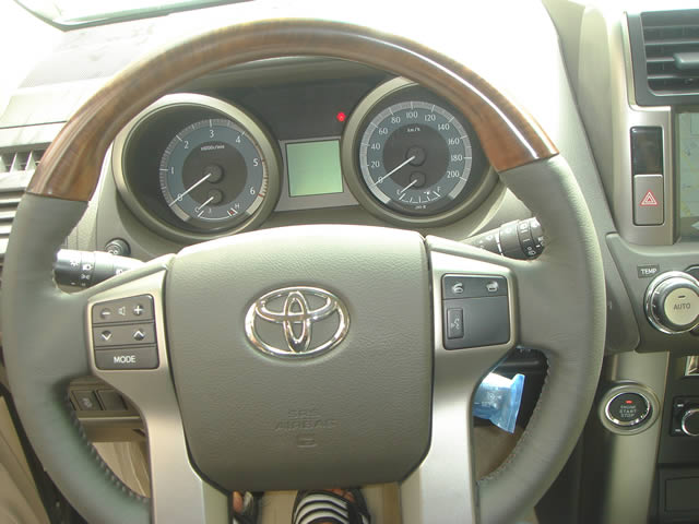 Toyota Land Cruiser Prado 3.0 TD AT Prestig plus