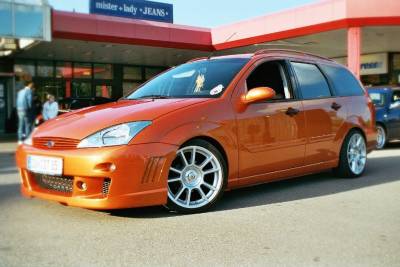 tuning Ford Focus 1.8