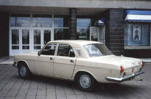 GAZ «Volga» 3102 2.3 i