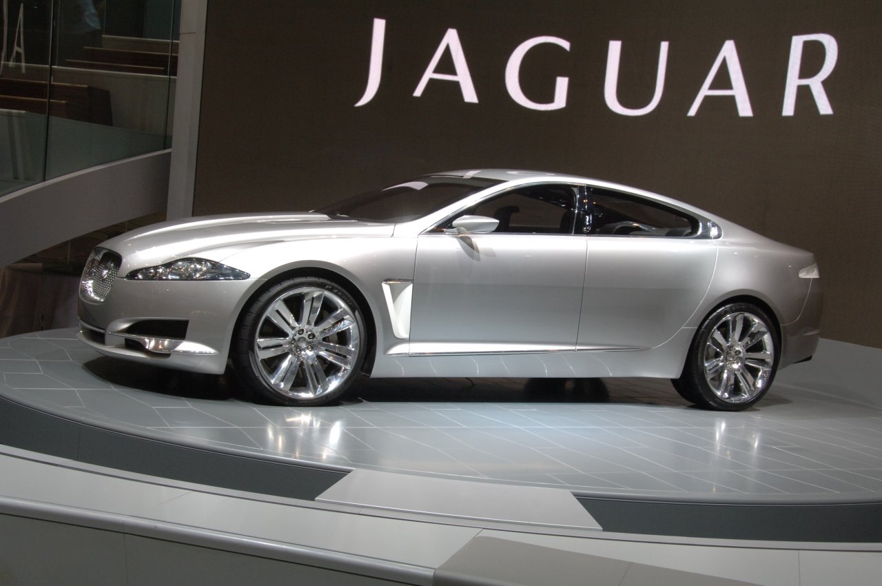Jaguar XF 5.0 V8