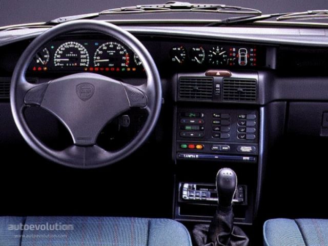Lancia Delta HPE 2.0 HF Turbo