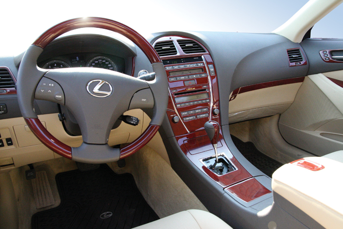 Lexus ES 350 AT Luxury