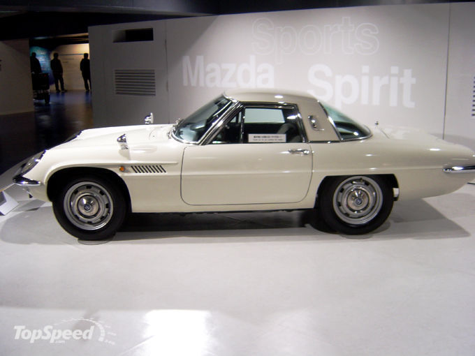 Mazda Cosmo Sport