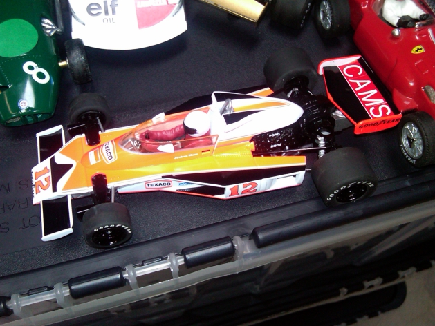 McLaren M21