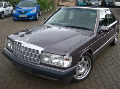 Mercedes-Benz 190 E 2.0
