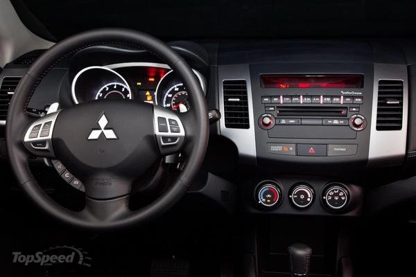 Mitsubishi Outlander XLS 4WD