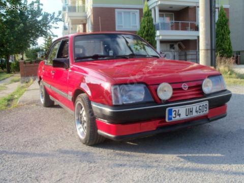 Opel Ascona 2.0 E
