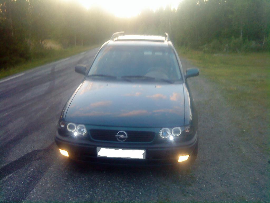 Opel Astra 1.8 i 16V AT