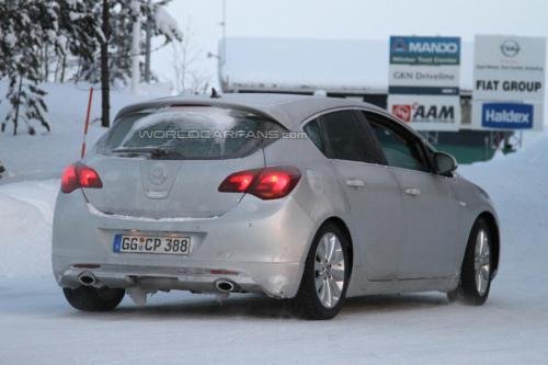 Opel Astra 2.2 GSI
