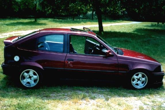 Opel Kadett 2.0 GSI