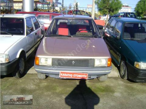 Renault 9 TL