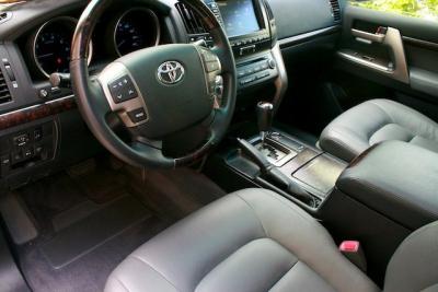 Toyota Gxr limited fully loaded